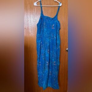 Yesno Brand, 3X, Flowy blue flowered dress.